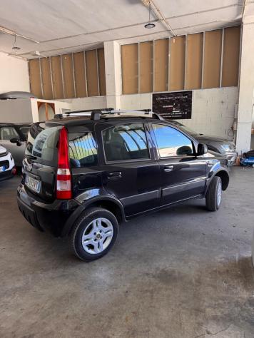 Fiat Panda 1.3 MJT 16V DPF 4x4 Climbing - Foto 5