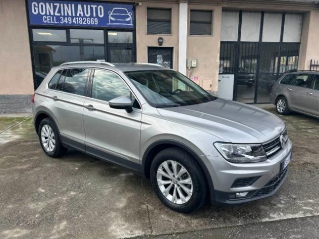 VOLKSWAGEN Tiguan 2.0 TDI SCR Business BlueMotion Technology rif. 23789583 - Foto 4