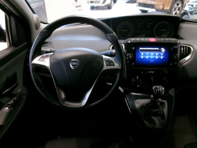 Lancia Ypsilon Ypsilon 1.0 FireFly 5 porte S&S Hybrid Ecochic Gold - Foto 10