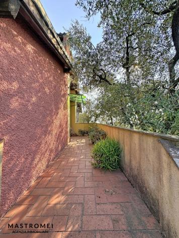 CASA INDIPENDENTE di 6 vani e di 120 mq (MONTECARLO) rif. 3615 - Foto 11