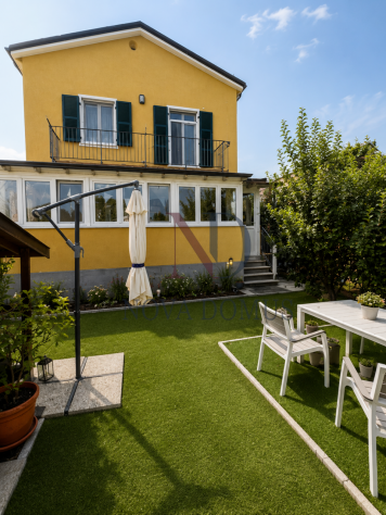 Terratetto in vendita a Vezzano Ligure