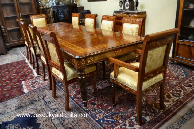 Tavolo da pranzo e da riunioni stile inglese intarsiato allungabile a 328 cm.