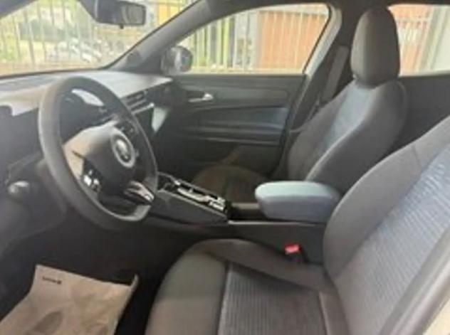 Alfa Romeo Junior Junior 1.2 145 CV Hybrid eDCT6 Q4 - Foto 8