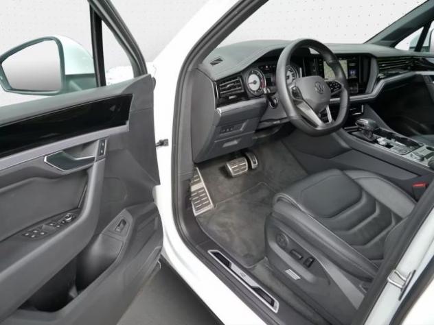VOLKSWAGEN Touareg 3.0 V6 TDI R Line RLine rif. 22983456 - Foto 6