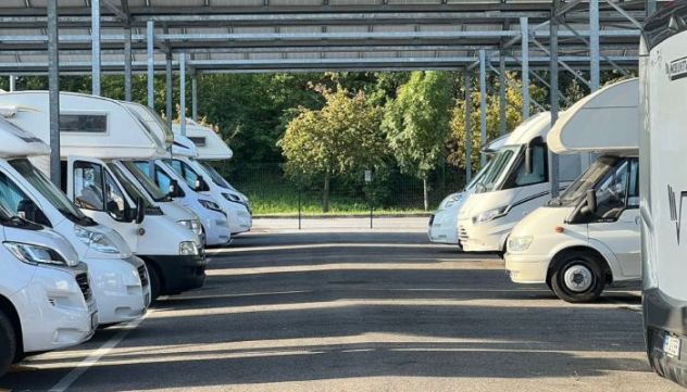 PARCHEGGIO VIDEO SORVEGLIATO AUTO, CAMPER, FURGONI, FURGOMERCATO