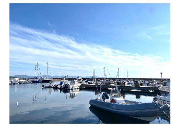 Bilocale con ampia veranda, taverna e posto auto - Bilocale con ampia veranda, taverna e posto auto a pochi minuti da Isola Rossa - Foto 13
