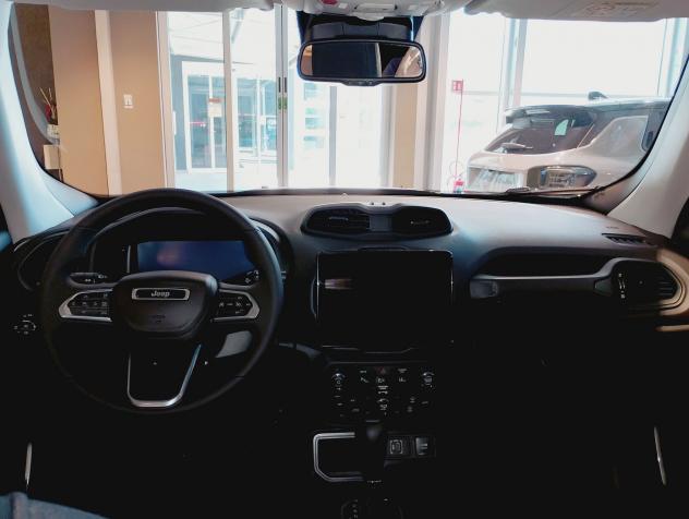 Jeep Renegade e-Hybrid 1.5 T4 MHEV 130cv North Star DDCT - Foto 5