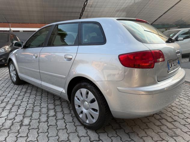 Audi A3 Sportback 1.6 Ambition CAMBIO AUTOMATICO IDONEA NEOPATENTATI - Foto 3