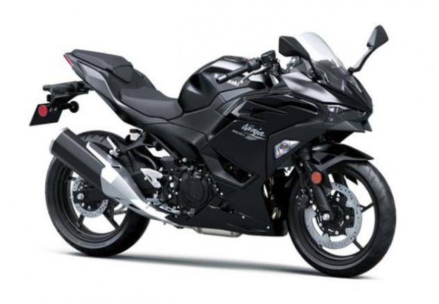 KAWASAKI Ninja 500 2027 E5+