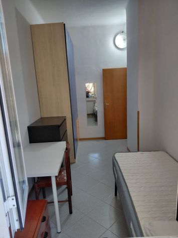 Fittasi cameretta singola a studentessa