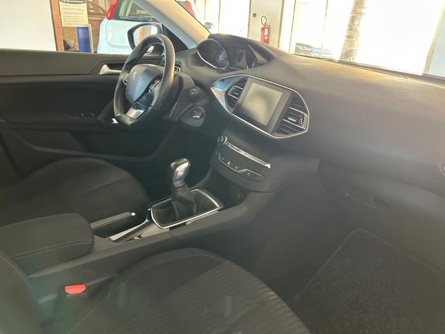 Peugeot 308 BlueHDi 120 S&S EAT6 Allure - Foto 4