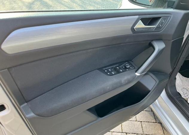Volkswagen Touran 1.6 TDI SCR Comfortline BMT DSG 7 Posti - Foto 7