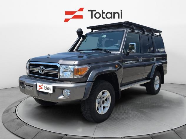 Toyota Land Cruiser GRJ 76 Toyota Land Cruiser GRJ 76 VX