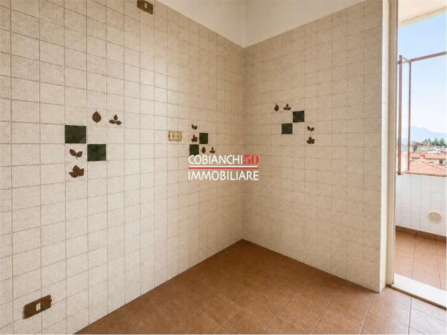V000868 - CAMBIASCA, TRILOCALE DA RISTRUTTURARE CON CANTINA E GARAGE CONDOMINIALE - Foto 12