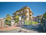 Appartamento di 90 m² con 3 locali e box auto in vendita a Catania