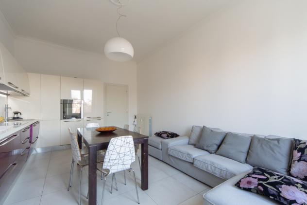 milano splendido appartamento via Paduli 18 ristrutturato piano alto soggiorno cucina vista due camere bagno euro 485.000 ? trattabili info@lecaseital - Foto 3