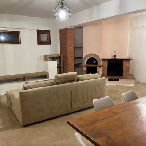 GUIDONIA BILOCALE ARREDATO CON GAZEBO ESTERNO - Foto 3