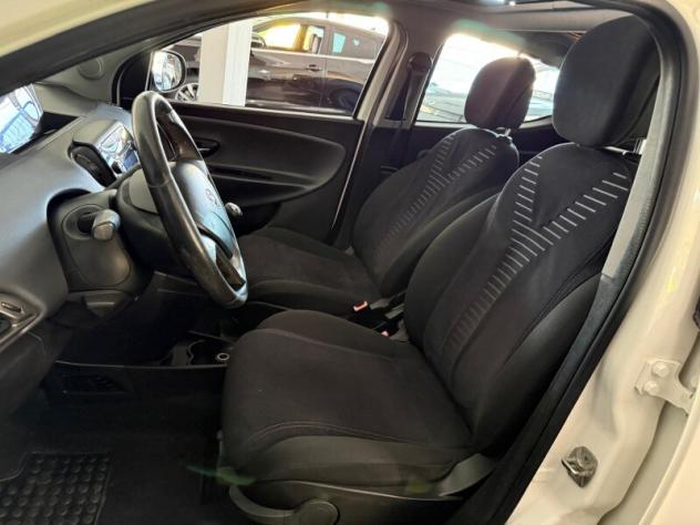 LANCIA Ypsilon 3ª serie Ypsilon 1.3 MJT 16V 95 CV 5 porte S&S Gold - Foto 5