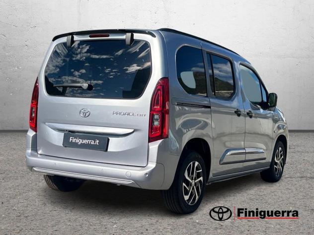 Toyota Proace City Verso 1.5D 100CV M/T L1 Executive - Foto 4