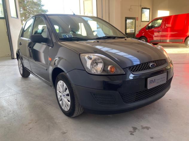 Ford Fiesta 1.4 TDCi 5p. Ghia per neopatentati - Foto 2
