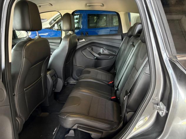 Ford Kuga 2.0 TDCI 150 CV 4WD 4x4 Cambio MANUALE - Foto 7