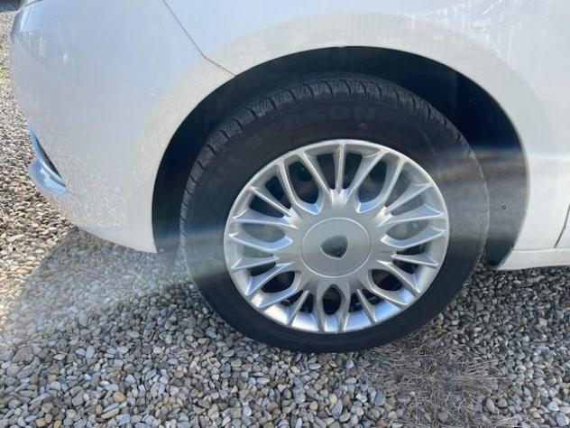 LANCIA Ypsilon 1.2 69 CV 5 porte GPL Ecochic Silver rif. 19788551 - Foto 4