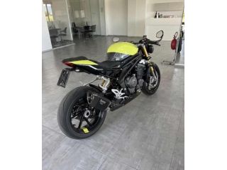 TRIUMPH Speed Triple 1200 1200 Rx rif. 24066572