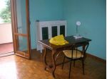 grande camera 18 mq cvon terrazzo privato
