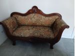 DIVANETTO IN STILE (vendo)