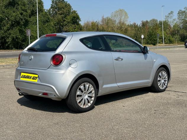 Alfa Romeo MiTo 1.4 T 155 CV Distinctive Sport Pack - Foto 5