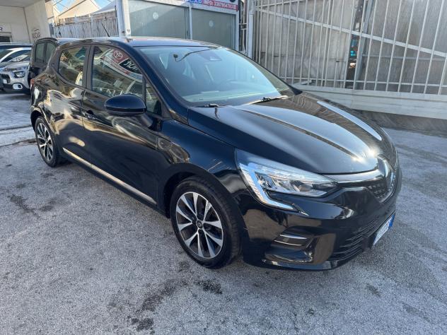 Renault Clio1.5 DCI INTENS FARI FULL LED 2020 - Foto 3