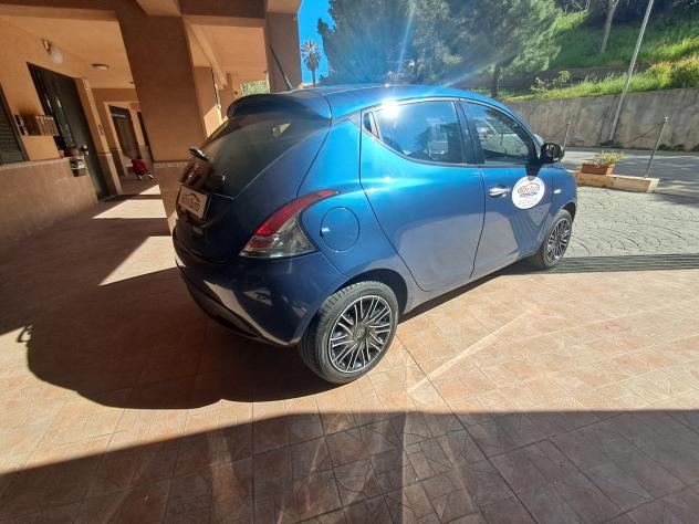 Lancia Ypsilon 1.0 FireFly 5 porte S&S Hybrid Gold - Foto 6