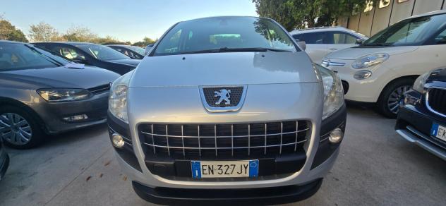 Peugeot 3008 1.6 e-HDi 112CV cambio robotizzato Stop&Start Access - Foto 4