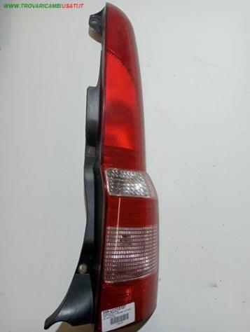 FANALE POST DX INTERNO NERO 999-U1310197 Parti elettriche Fanaleria Fanali Fanale post. dx. FIAT - PANDA - 01-09-2003 - 01-12-2011