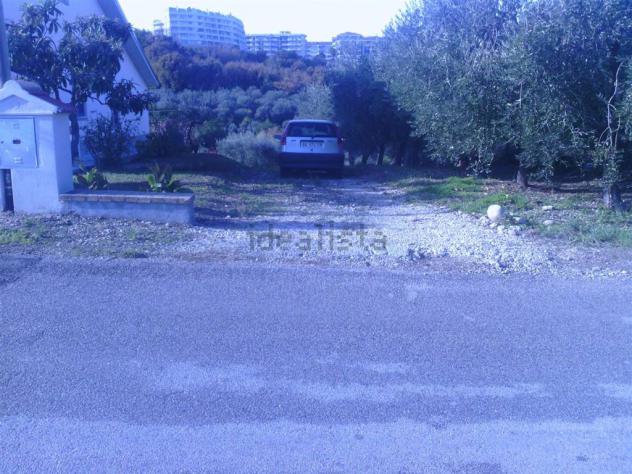 Vendita Terreno edificabile da 950 mq in Via Alessandro III con giardino - Foto 9