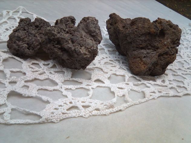 Due rocce vulcaniche - Foto 3