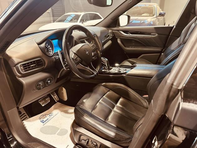 Maserati Levante V6 Diesel 275 CV AWD Gransport - Foto 7