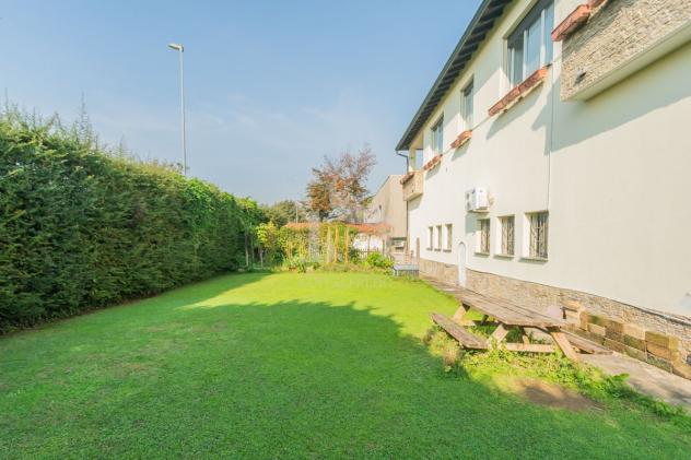 VILLA di 5 vani e di 480 mq (VILLASANTA) rif. HOME 3642_3