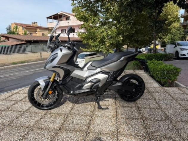 HONDA X-ADV 750 TUTTO INCLUSO ANCHE PASSAGGIO! MINI RATE rif. 24199402 - Foto 9