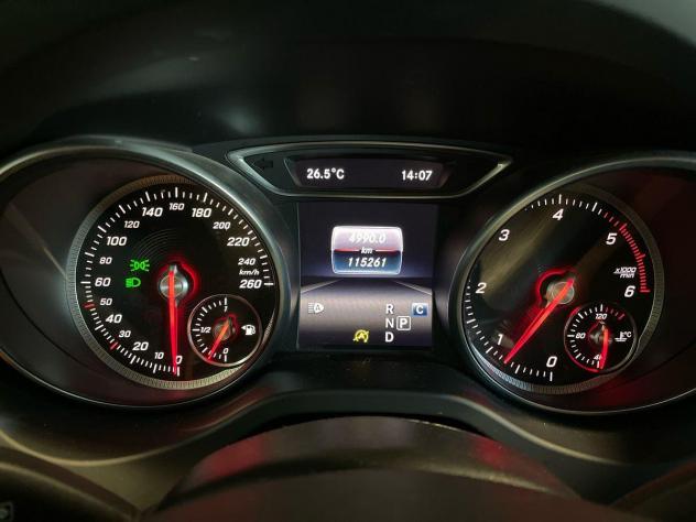 Mercedes-Benz GLA GLA-X156 2017 200 d Sport 4matic auto - Foto 9