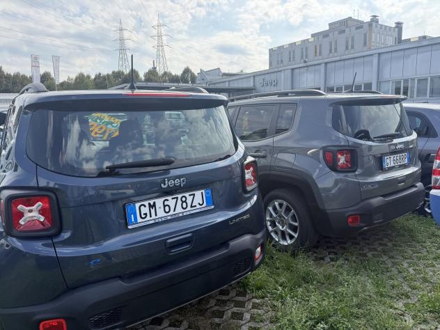 Jeep Renegade 4xe 1.3 T4 PHEV 190cv Limited 4xe Auto - Foto 3