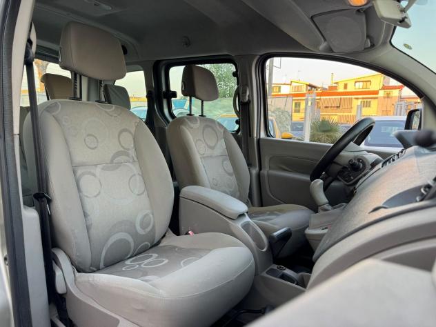 Renault Kangoo Kangoo 1.6 90CV 5 porte Dynamique - Foto 10