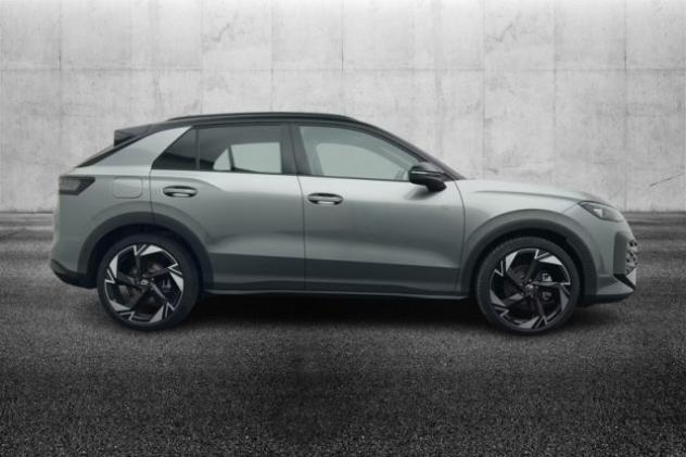VOLKSWAGEN T-Roc 1.5 eTSI ACT 150 CV DSG R-Line rif. 23759123 - Foto 5