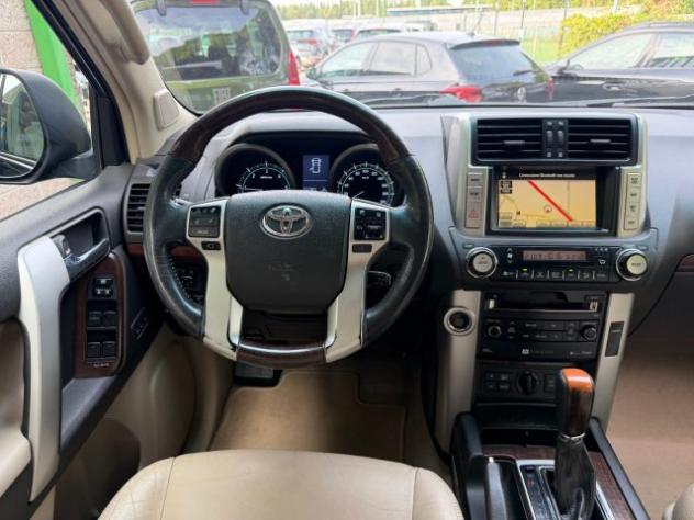 TOYOTA Land Cruiser 150 173CV 3.0 D-4D 7 POSTI INTERNI PELLE AUT. rif. 23941173 - Foto 8