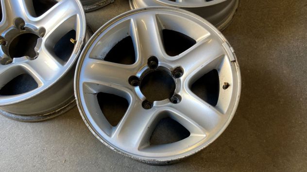 Cerchioni in lega 16 pollici originali Suzuki Gran Vitara del 2005 - Foto 2