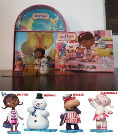 Dott.ssa Peluche Con 4 personaggi 3D e 1 scenario per giocare!