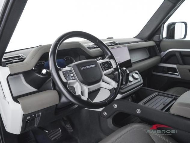 LAND ROVER Defender 110 3.0d i6 mhev SE awd 200cv auto - AUTOCARRO N1 rif. 23802297 - Foto 8