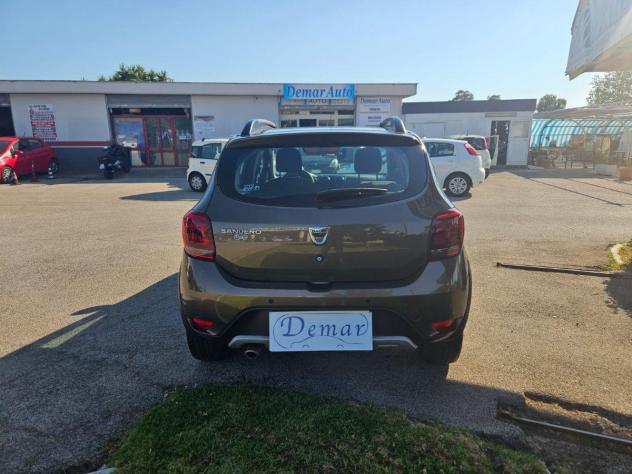 DACIA - Sandero - Stepway 1.5 dCi 90 CV S&S - Foto 8
