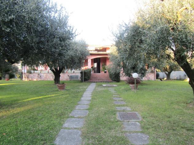 Villa in vendita a Marina di Carrara - Carrara 420 mq Rif: 1096563 - Foto 2