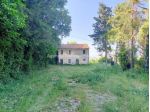 CASOLARE CON CORTE ESCLUSIVA IN ZONA PANORAMICA